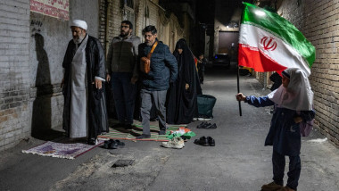 Războiul lovește puternic buzunarele iranienilor: inflație de 53% și mâncare scumpă