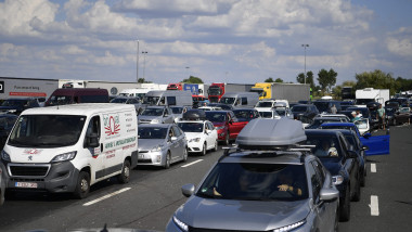 Vameșii intră în grevă la nivel național: întârzieri la frontieră