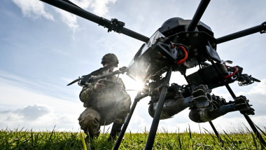 Simulare NATO: Drone ucrainene „distrug” trupe suedeze în exerciții militare