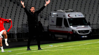 Șoc în Europa! Antrenorul dat afară a cincea oară, după înfrângerea cu 0-1