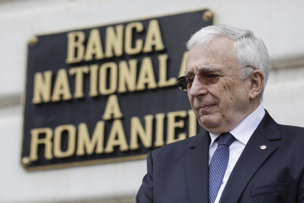 Isărescu ia o decizie crucială: impactul asupra portofelului tău