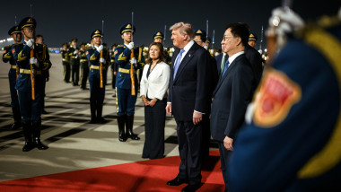 Trump promite să abordeze vânzările de arme către Taiwan la summitul cu China