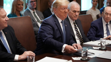 Trump: „O înțelegere bună cu Iranul sau război
