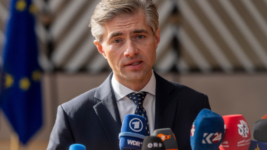 Ministrul avertizează: Europa nu se apără serios, Rusia nu se descurajează prin discuții