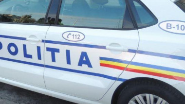 Bărbat în cagulă intră într-un bar și atacă un alt bărbat din Cluj-Napoca