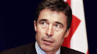 Rasmussen, fost șef NATO, avertizează: Alianța se dezintegrează, UE are nevoie de un nou bloc de apărare