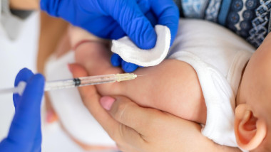 19.000 de copii din România, nevaccinați împotriva rujeolei, oreionului și rubeolei