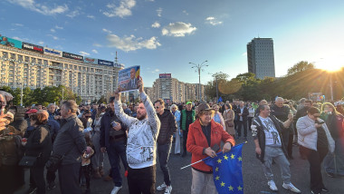Proteste pro-Bolojan înainte de moțiunea PSD și AUR: Sociologul explică motivul