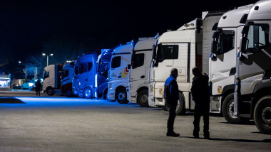 Percheziții DIICOT în Cluj și Maramureș: Români suspectați de jafuri pe TIR-uri în Franța