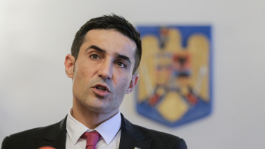 Manda: Politica nu înseamnă planuri pe persoană fizică, mesaj pentru Bolojan