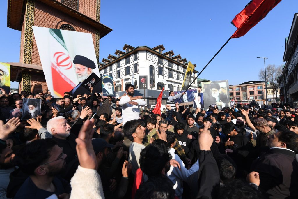 Bărbat condamnat pentru crimă în timpul manifestaţiilor din Iran, executat duminică
