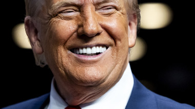 Trump, euforic după finalul emisiunii lui Colbert: „Slavă Domnului!