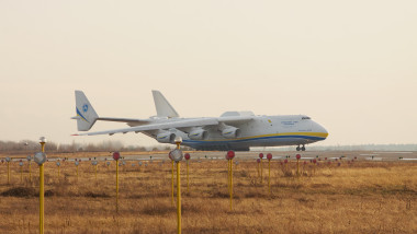 Ucraina cere UE ajutor pentru armistițiu la aeroporturi cu Rusia