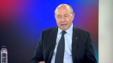 Băsescu: Alegerile, organizate ticăloase, românii fără şansă să înţeleagă votul