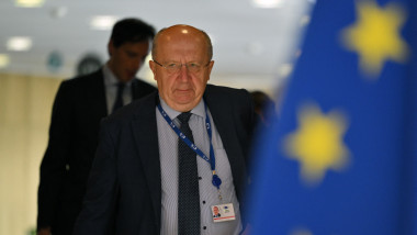 Comisarul UE îndeamnă țările să renunțe la arme „haute couture” scumpe