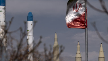 Iranul arată cum se doboară un F-18: imagini cu antrenamente antiaeriene