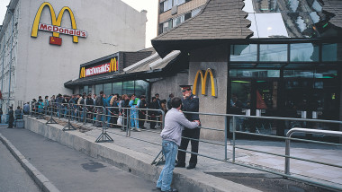 Rușii simt din ce în ce mai puternic lipsa produselor occidentale pe piață