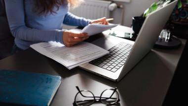 Află online vechimea în muncă: procedura de verificare a perioadei lucrate