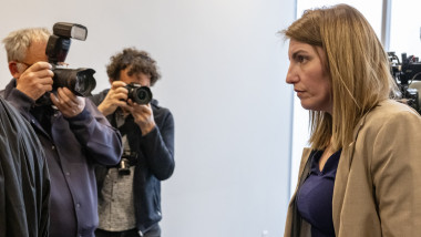 Femeie franceză refuză proces închis după acuzații de viol și tortură