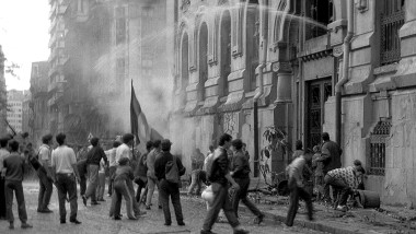 Deputații declară 15 iunie Ziua națională a memoriei victimelor Mineriadei din 1990