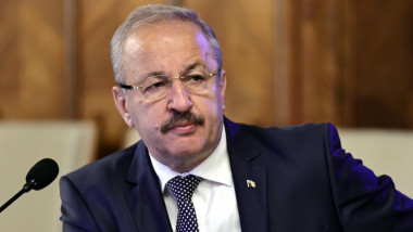 Vasile Dîncu exclude un guvern minoritar PNL-USR, dar consideră că intrarea PSD în opoziție nu ar fi un dezastru