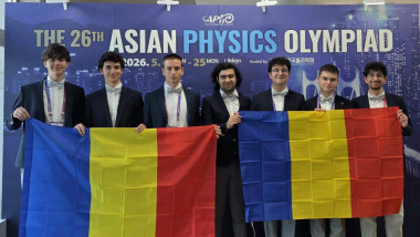 Elevii români strălucesc la Olimpiada Asiatică de Fizică 2026: trei argint și trei bronz