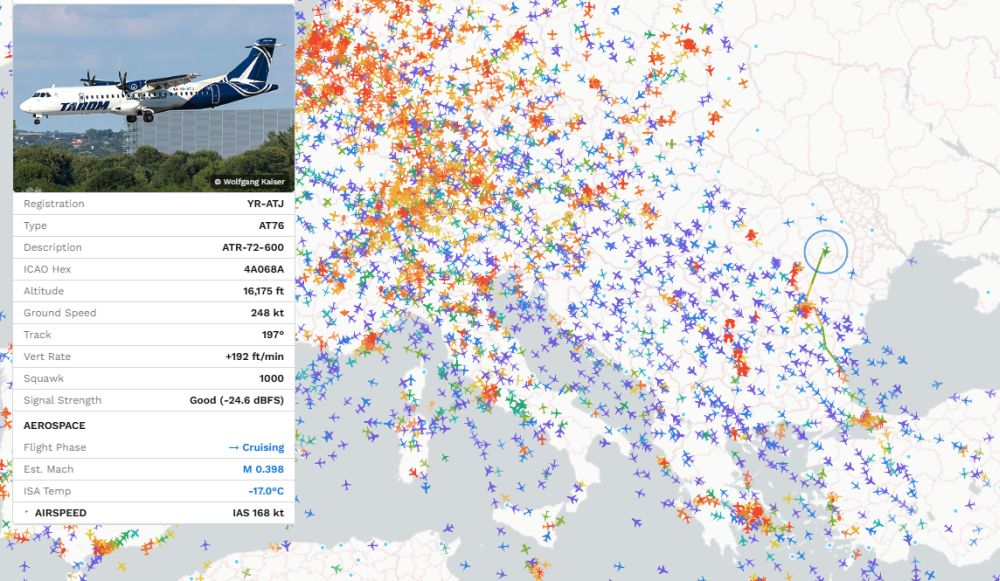 Flightradar24: Urgențe și manevre neobișnuite ale avioanelor raportate online