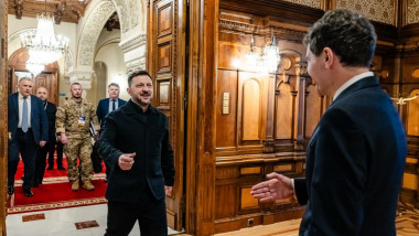Nicuşor Dan discută cu Zelenski despre expertiza Ucrainei în apărare
