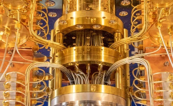 Iași devine hub tehnologic: primul calculator cuantic din Europa de Est inaugurat