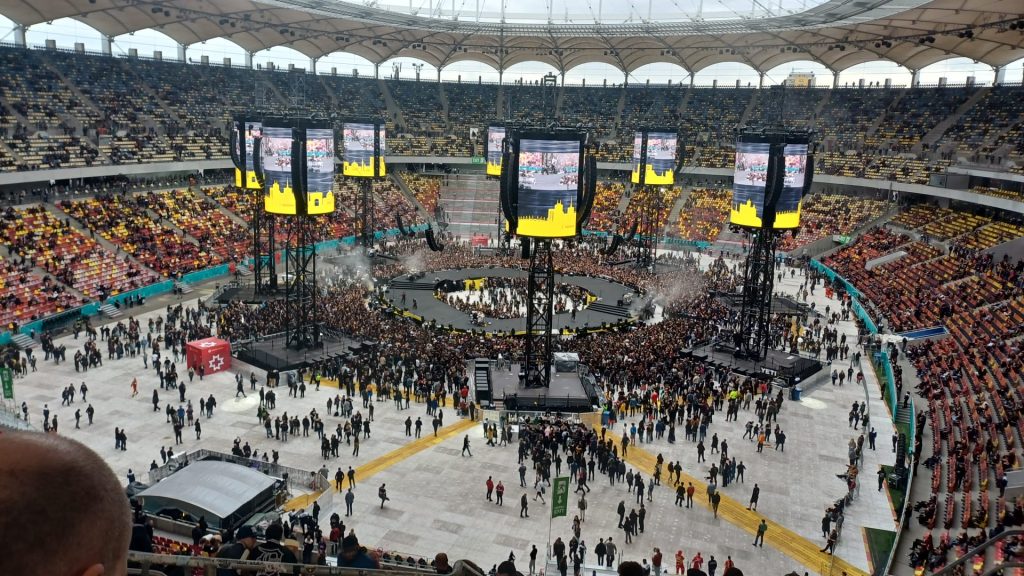 Jandarmii avertizează fanii Iron Maiden: Întunericul se risipă când suntem împreună