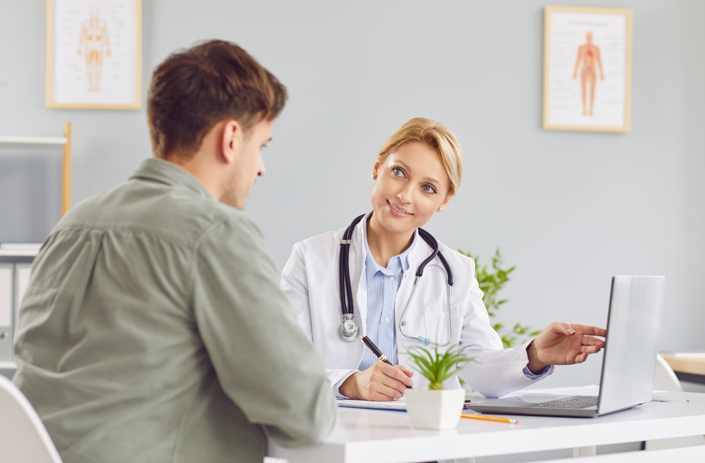 Trei din zece români neglijează controalele medicale de rutină în 2025