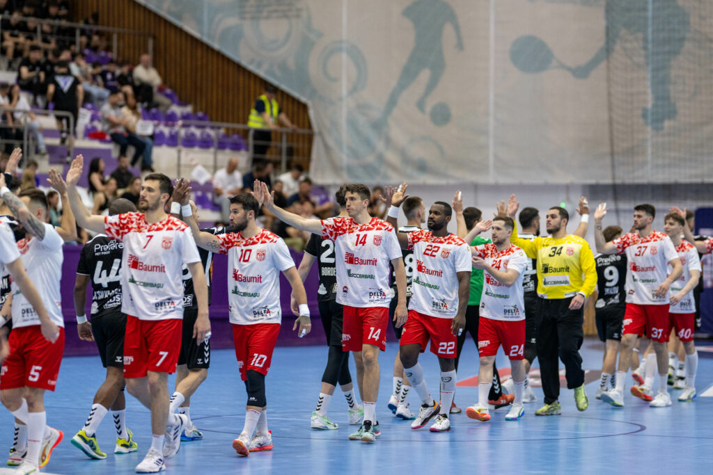 Dinamo București, la un pas de al 11-lea titlu consecutiv și al 22-lea în handbal masculin