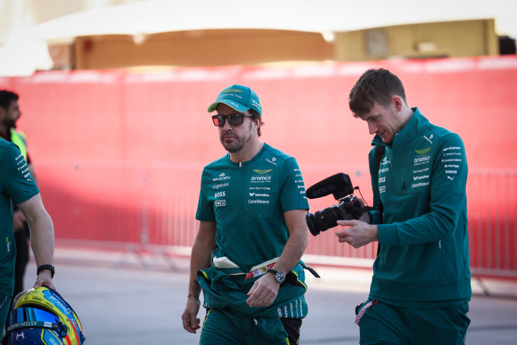 Alonso: Nu mă retrag fără fiul meu în paddock
