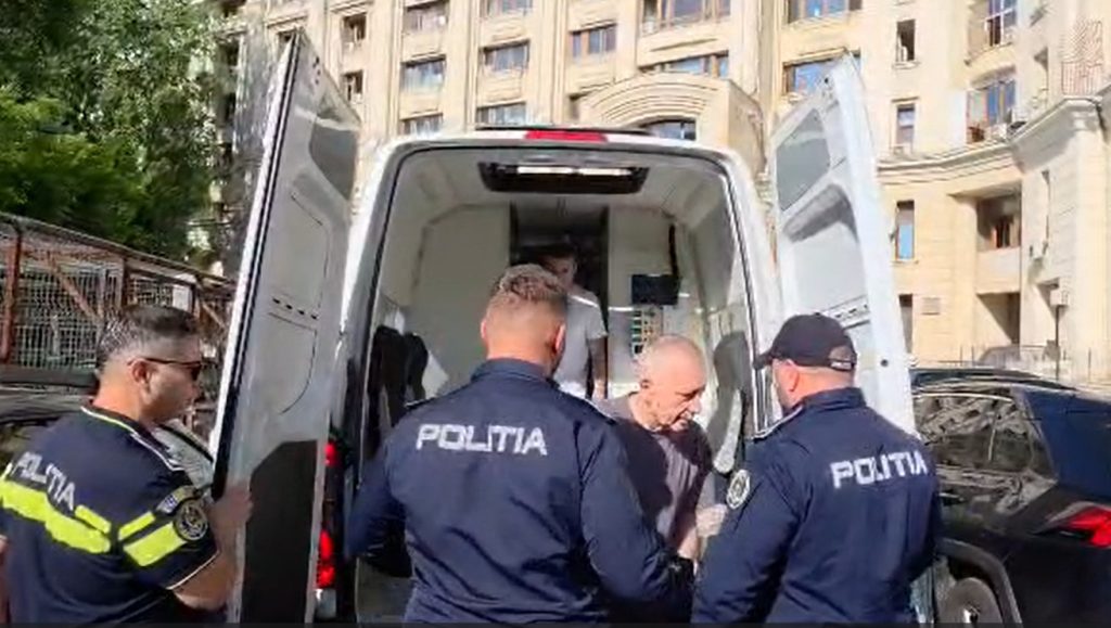 Procurorii Niță și Ștefan, în arest, aduși la Parchetul General pentru percheziții
