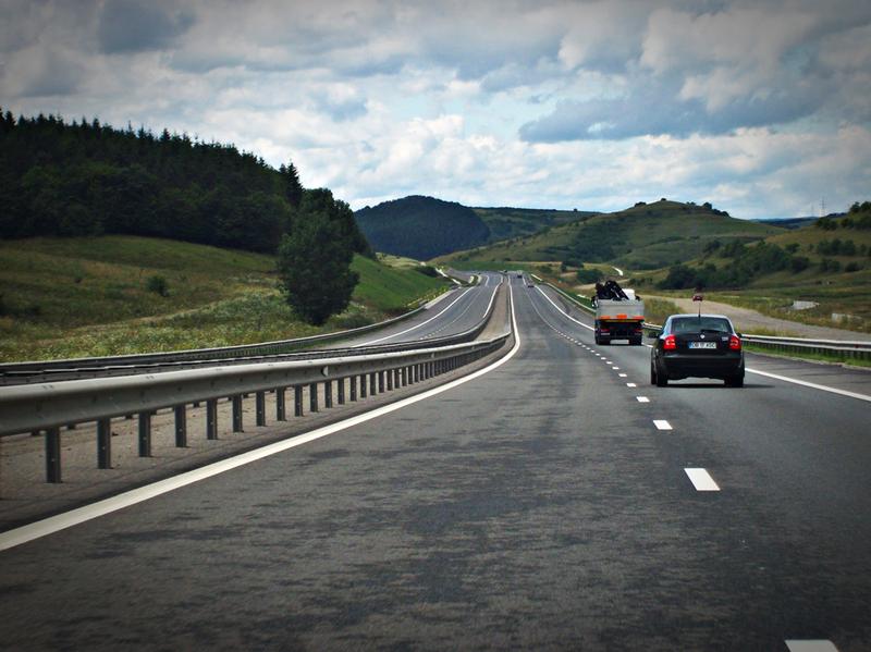 Autostrada abandonată de Bechtel prinde viață: 1,5 mld. euro investiție