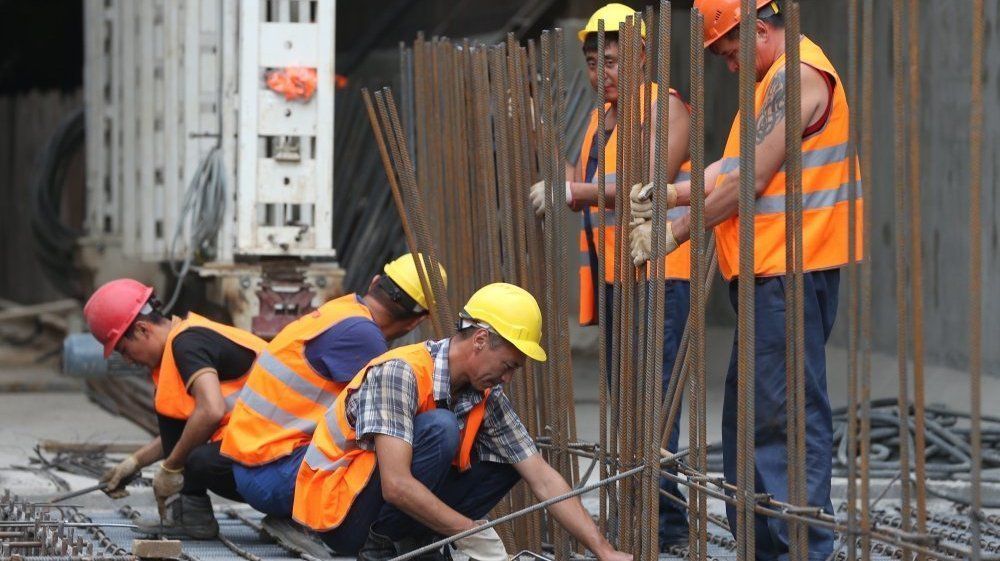 Românii, printre europenii cu cele mai multe ore lucrate pe săptămână