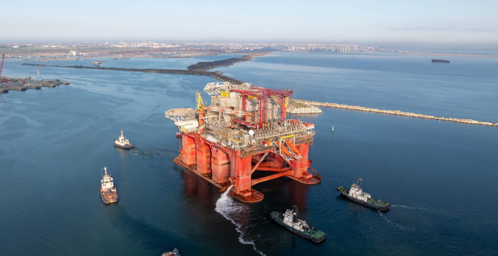 Proiectul Neptun Deep: începe instalarea pentru exploatarea gazelor în Marea Neagră