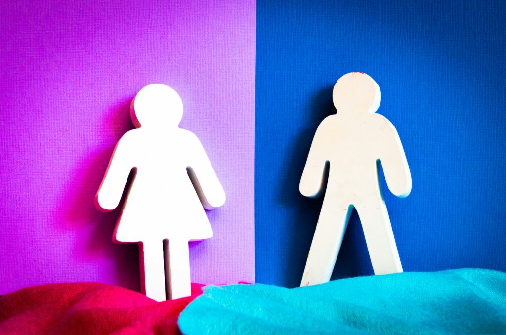 Ce se întâmplă cu bărbații singuri: O perspectivă antropologică și sociologică