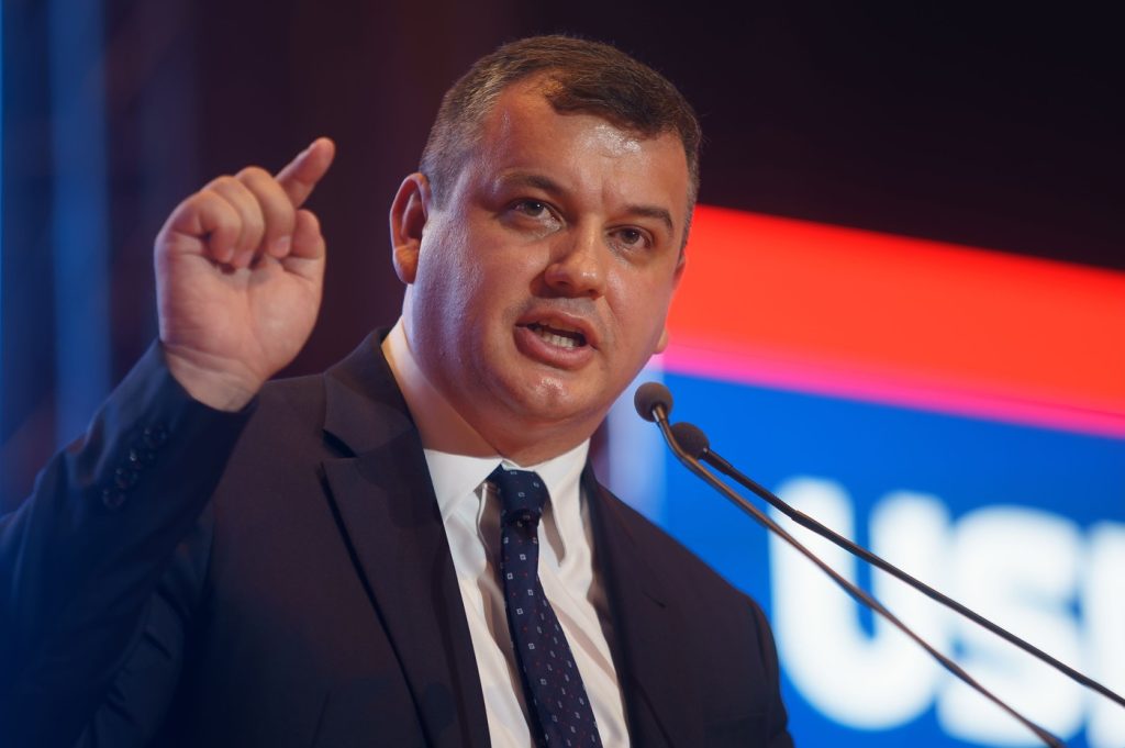 Eugen Tomac, omul lui Băsescu, pe masa PSD pentru postul de premier