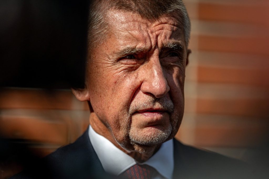 UE cere detalii despre măsurile lui Babis împotriva conflictului de interese