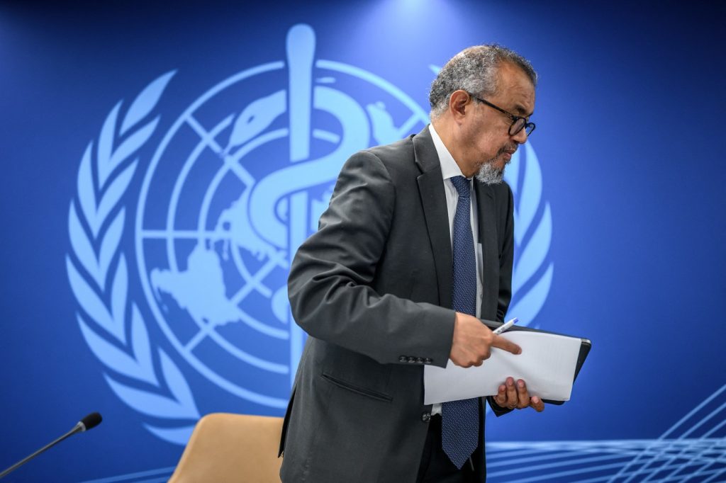 Șeful OMS: Epidemia de Ebola ne depășește ritmul, merg să evaluez situația