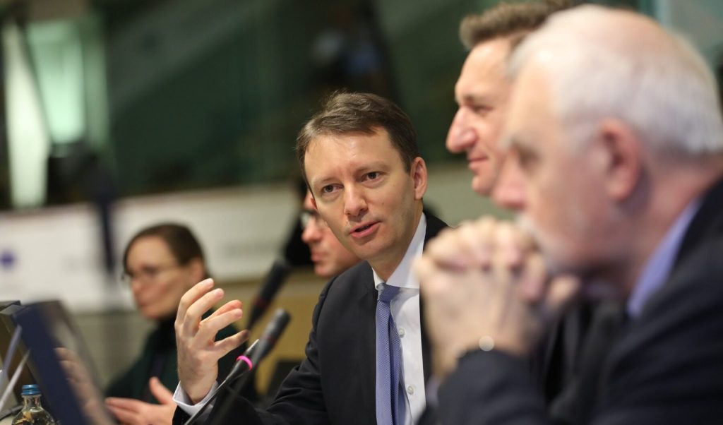 Mureșan: Premier tehnocrat, fără autoritate pe termen lung în Parlament
