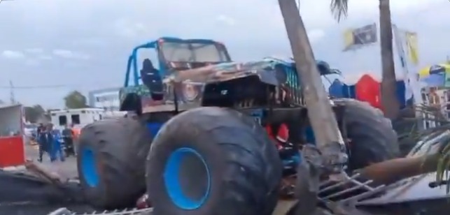 Tragedie în Columbia: 2 morți și zeci de răniți după un accident cu monster truck