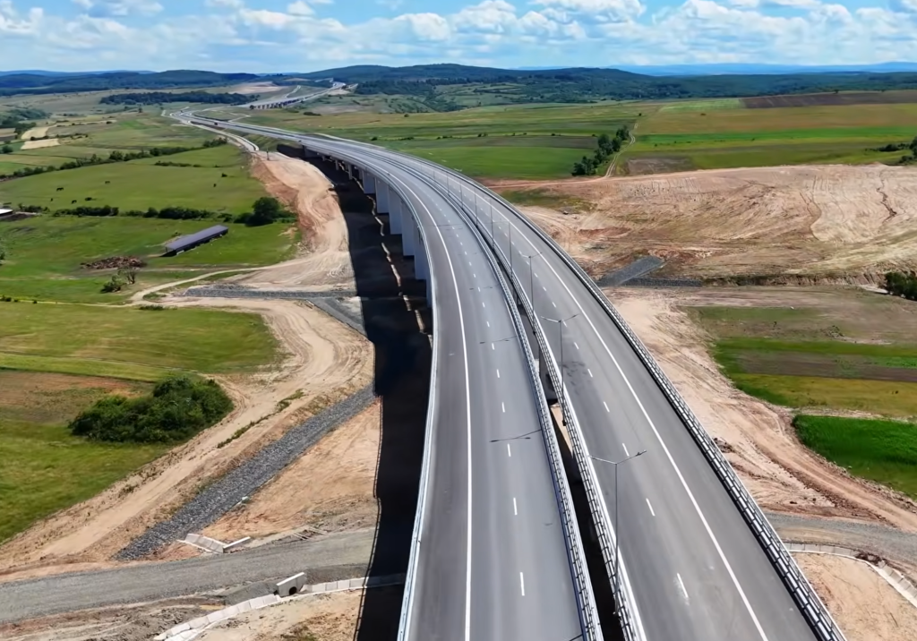 Nouă autostradă din Transilvania gata după trei ani de lucrări