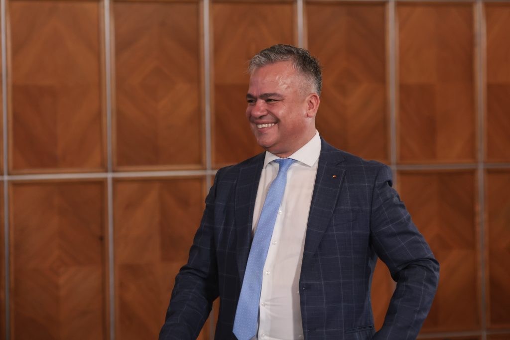 Ce lipsește din averea lui Adrian Veștea: legătură cu un coleg de partid din Brașov