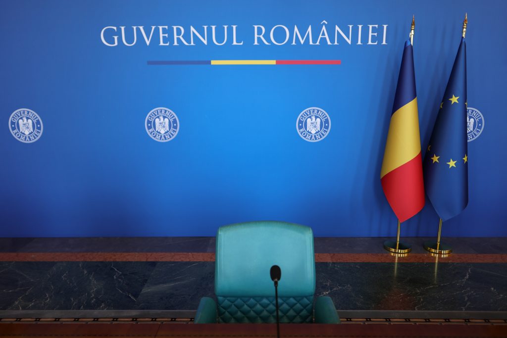 USR: Cine va fi noul premier după demisia lui Ciucă?