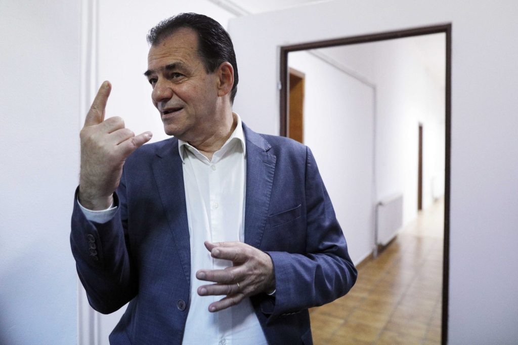 Orban dă sfaturi PNL și USR: „Altfel se sinucid politic”. Propune o strategie pentru premier