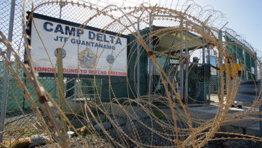 Pete Hegseth cere execuţia deţinuţilor rămaşi la Guantanamo