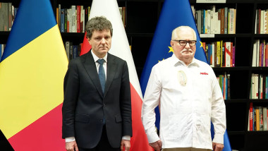Lech Wałęsa, decorat de Nicușor Dan: „Avem nevoie de modele