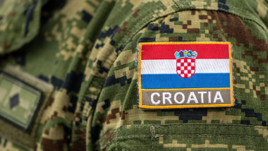 Conflict între președinte și premier la Zagreb pe tema paradei de pe Champs-Elysees